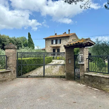 דירה La Dimora Tra Gli Elci *